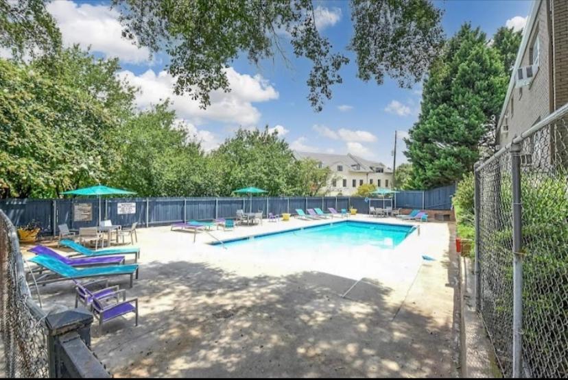 Crash Pad Free Parking Fast Wifi King Bd, Kitchen, Pool Apartamento Atlanta Exterior foto